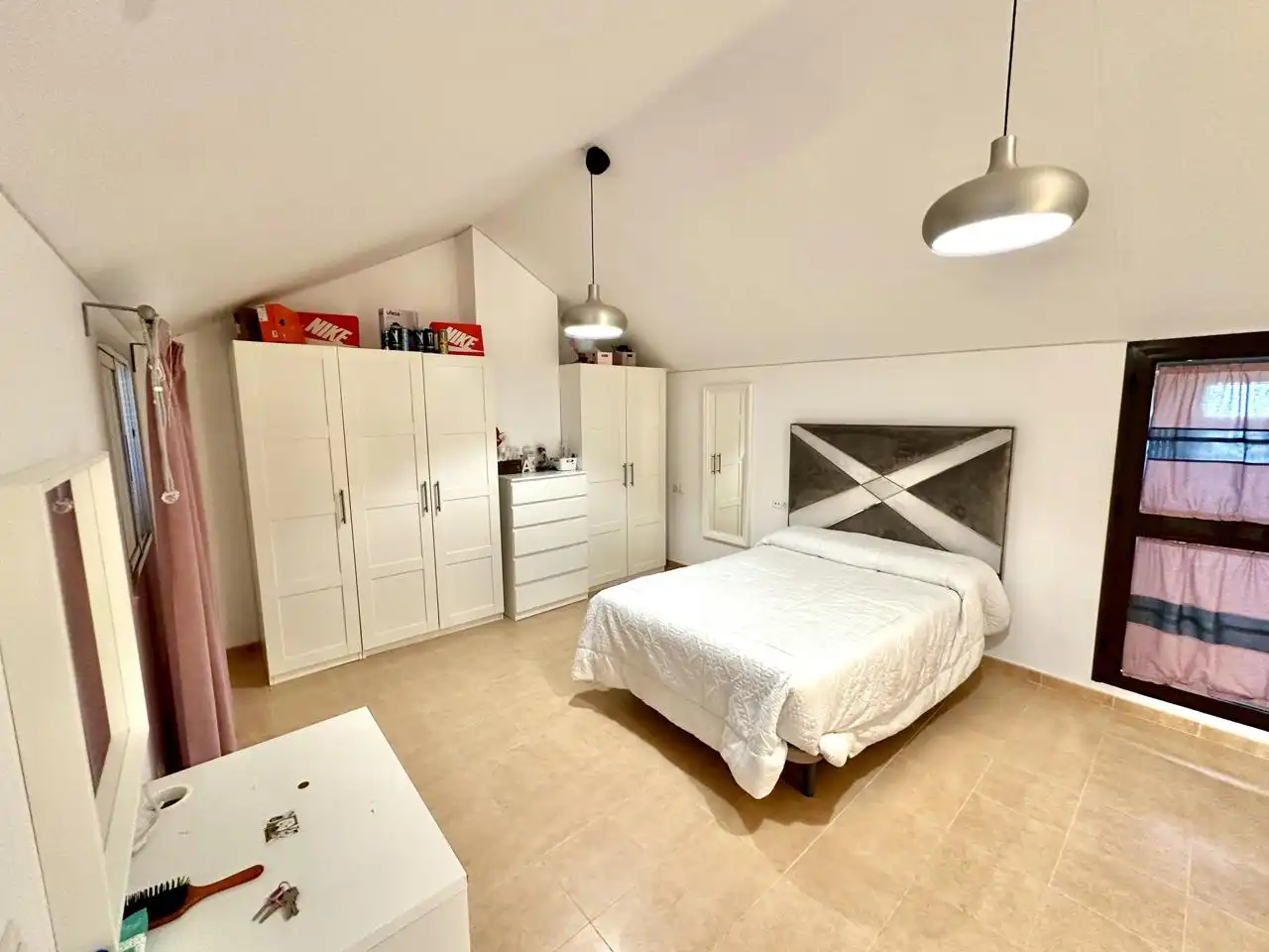 Dormitori de Casa adosada en venda en Sierra de Yeguas amb Terrassa