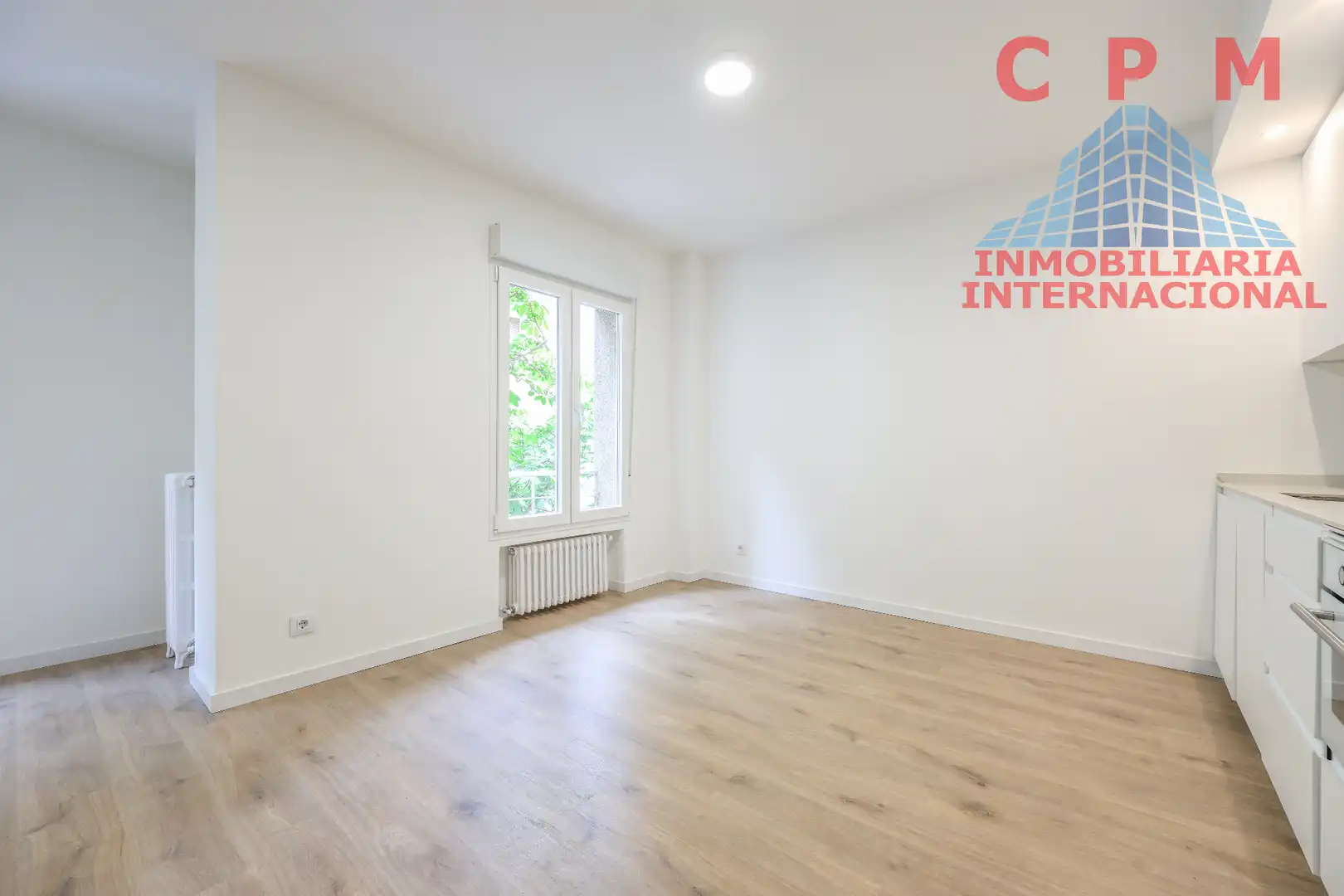 Schlafzimmer von Wohnung zur Miete in Madrid mit Klimaanlage, Heizung und Parkett
