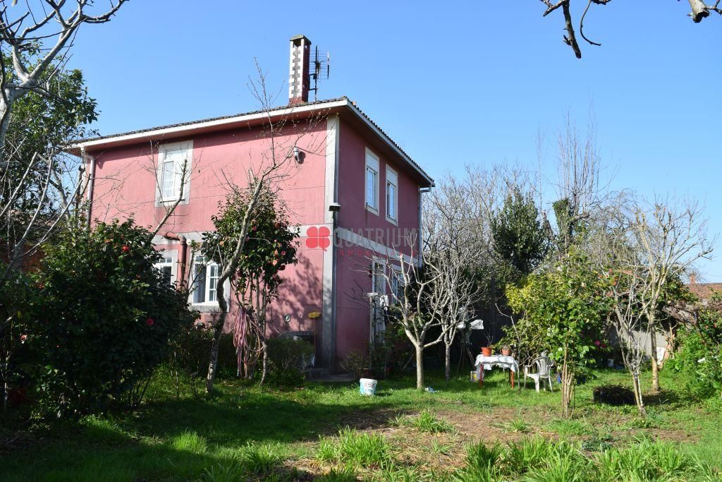 Jardí de Casa o xalet en venda en Val do Dubra amb Calefacció i Jardí privat