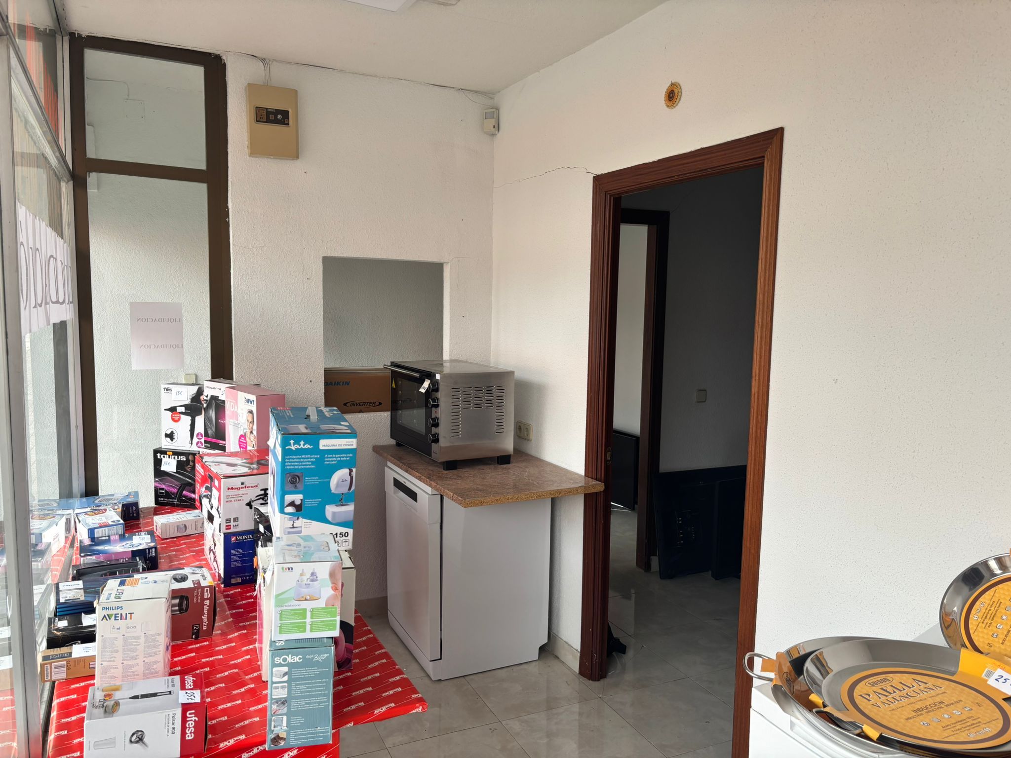 Geschaftsraum zur Miete in Pont de Molins, Portazgo, Puente de Vallecas