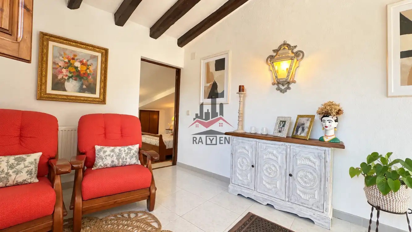 Sala de estar de Finca rústica en venta en Terrades con Calefacción y Jardín privado