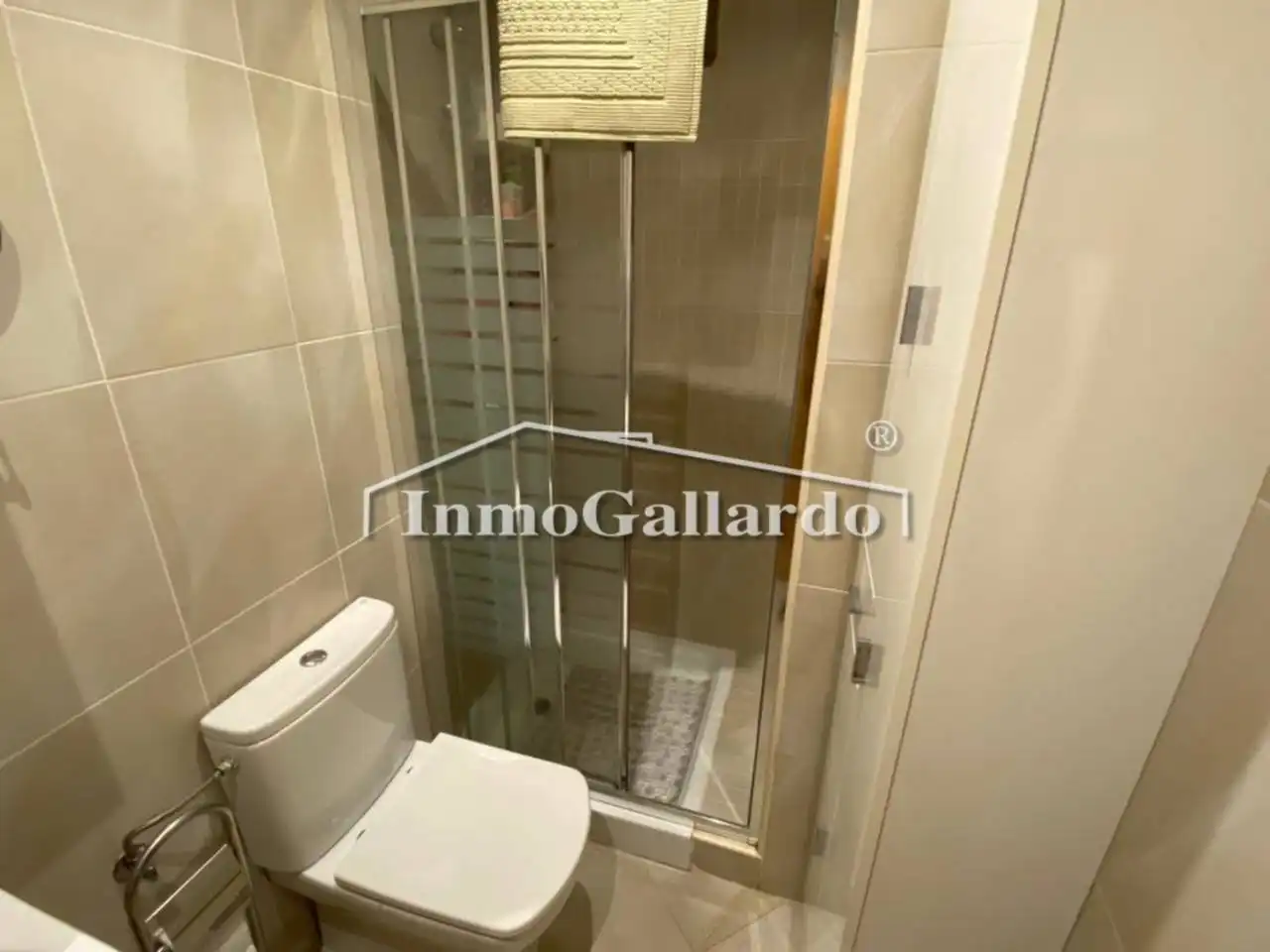 Badezimmer von Dachboden zum Verkauf in Rincón de la Victoria mit Klimaanlage, Terrasse und Abstellraum