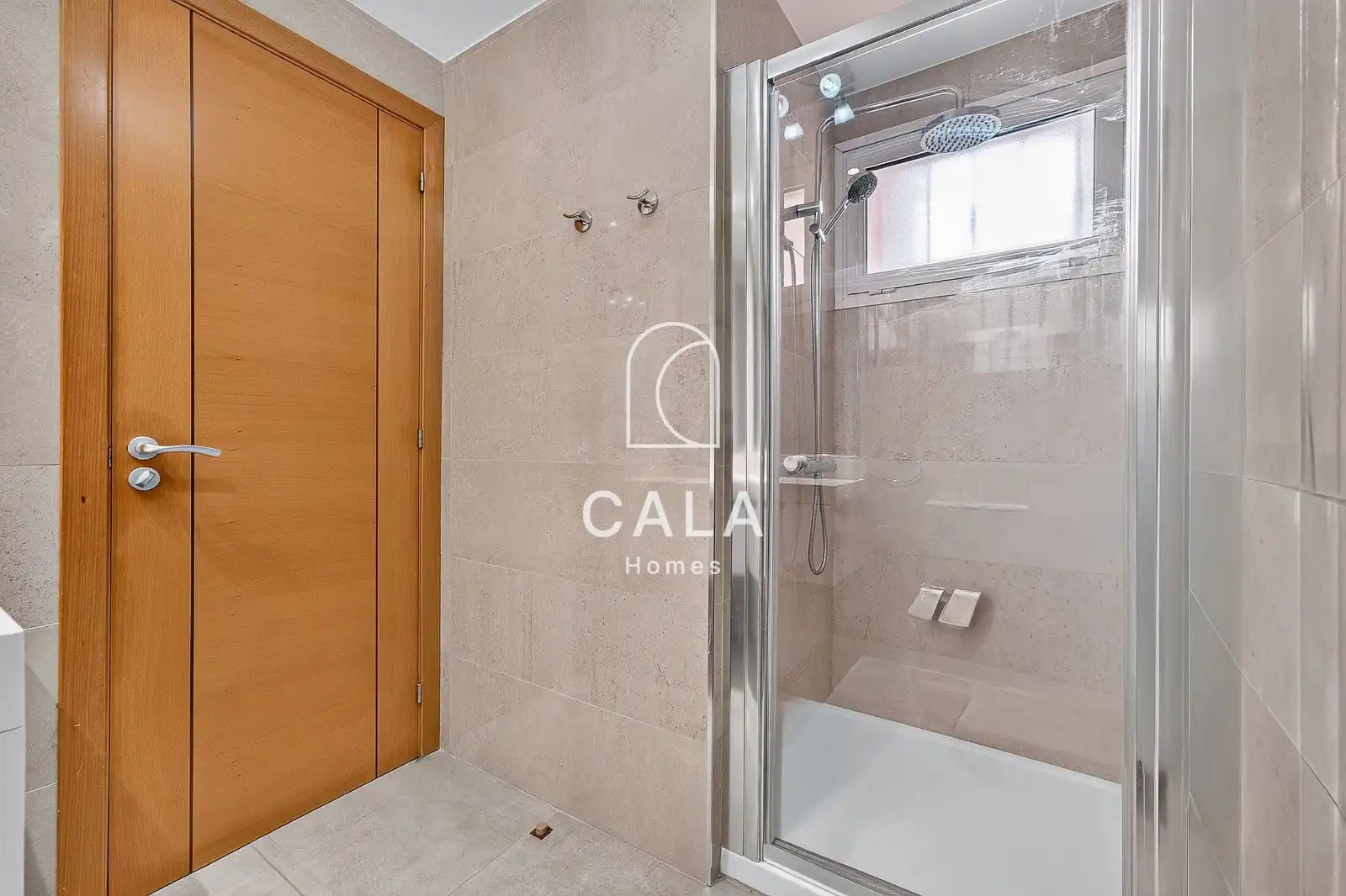 Bany de Casa o xalet en venda en Adeje amb Aire condicionat, Calefacció i Piscina