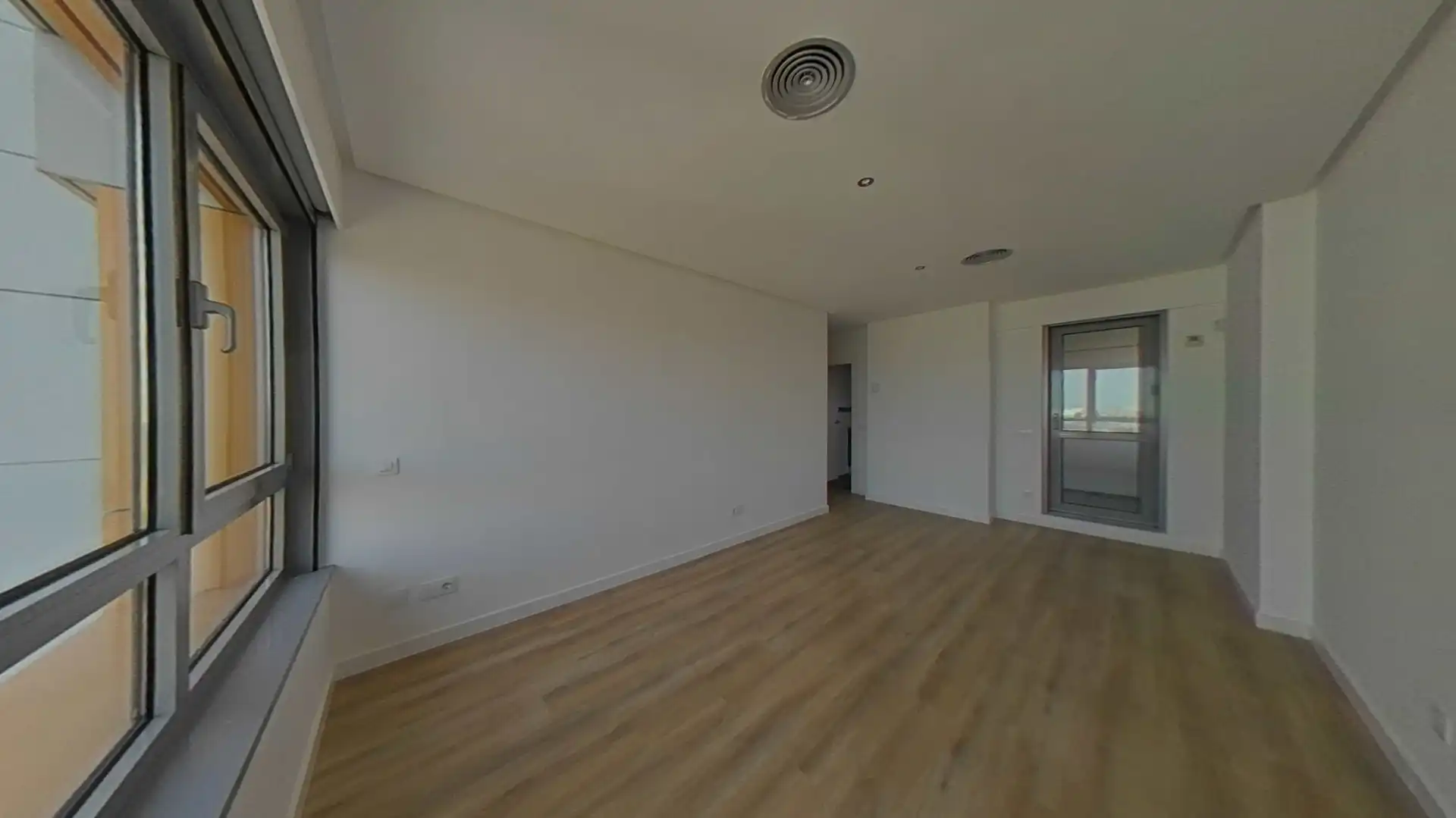 Piso en venta en Madrid con Parquet, Trastero y Piscina