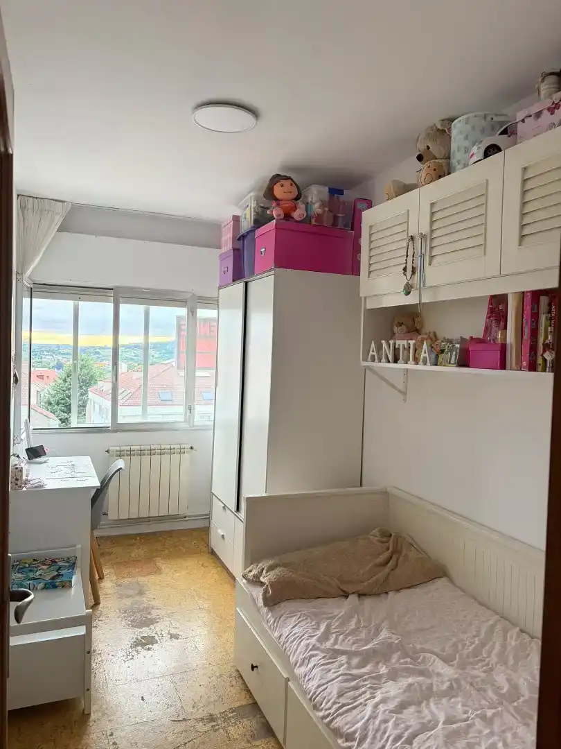 Schlafzimmer von Wohnung zum Verkauf in Lalín, Pontevedra