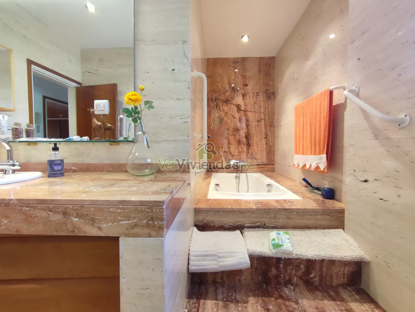 Baño de Casa o chalet en venta en Esparreguera con Calefacción, Jardín privado y Parquet