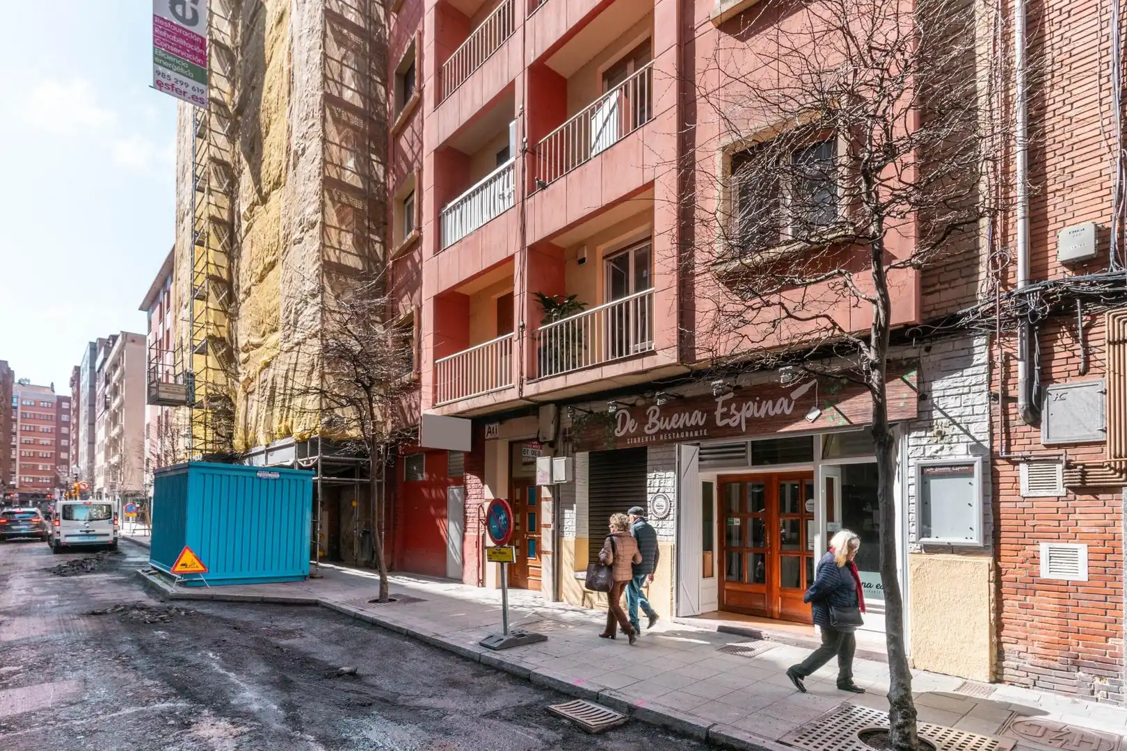 Vista exterior de Local en venta en Gijón  con Amueblado