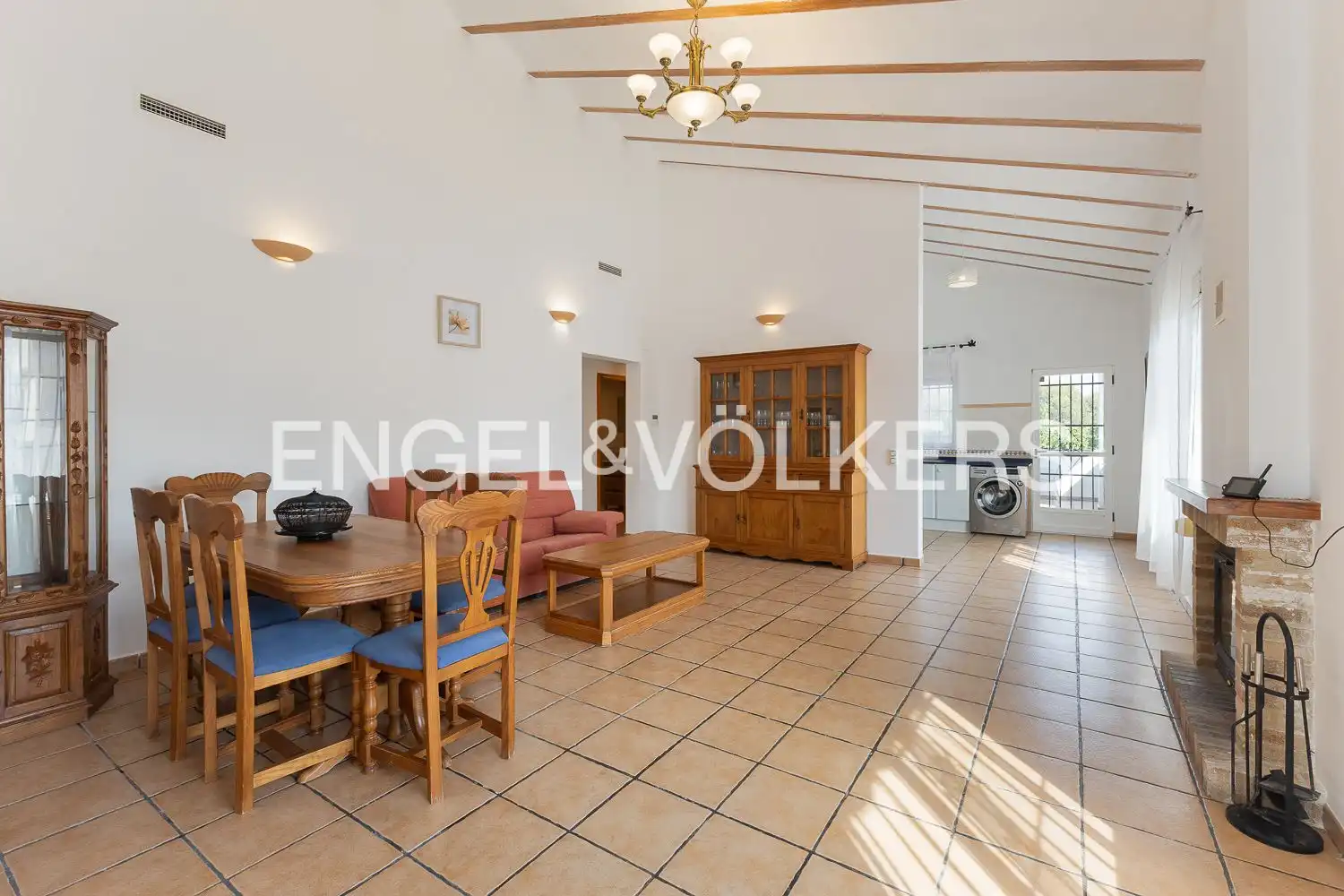 Sala de estar de Casa o chalet de alquiler en Algar de Palància con Aire acondicionado, Calefacción y Jardín privado