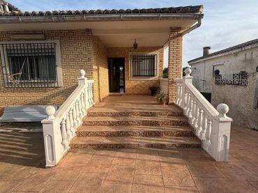 Xalet amb piscina en venda a Poligono Mas del Jutge