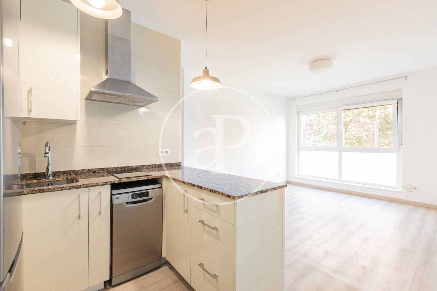 Cocina de Piso en venta en  Madrid Capital con Calefacción y Trastero