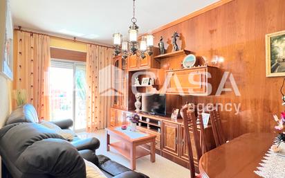 Living room of Flat for sale in Badalona  with Heating and Balcony