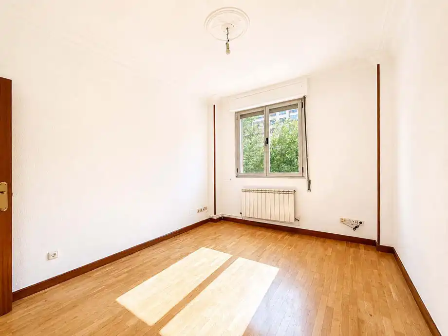 Habitación de Piso en venta en Vitoria - Gasteiz con Calefacción, Parquet y Terraza