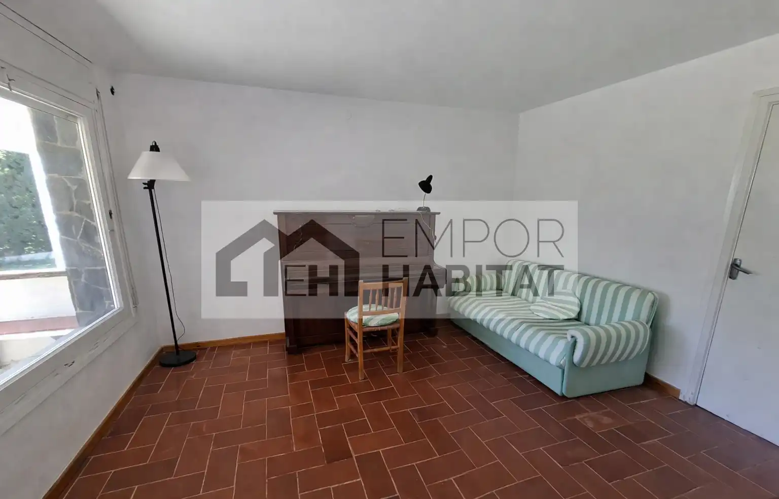 Casa amb jardí en venda a Grifeu - Cap Ras - Els Estanys - Sant Genís, imagen 6