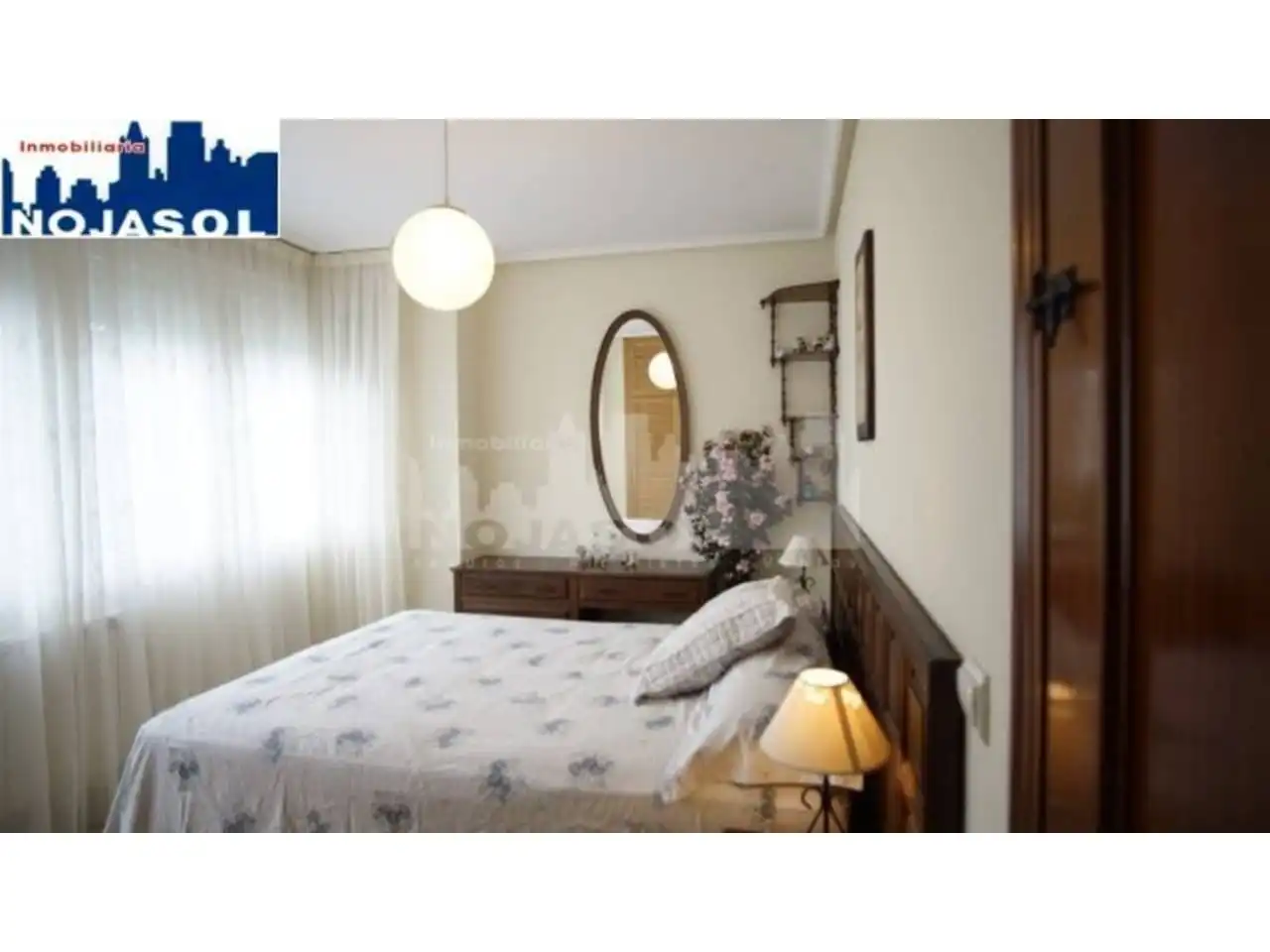 Dormitori de Apartament de lloguer en Noja amb Calefacció, Terrassa i Traster
