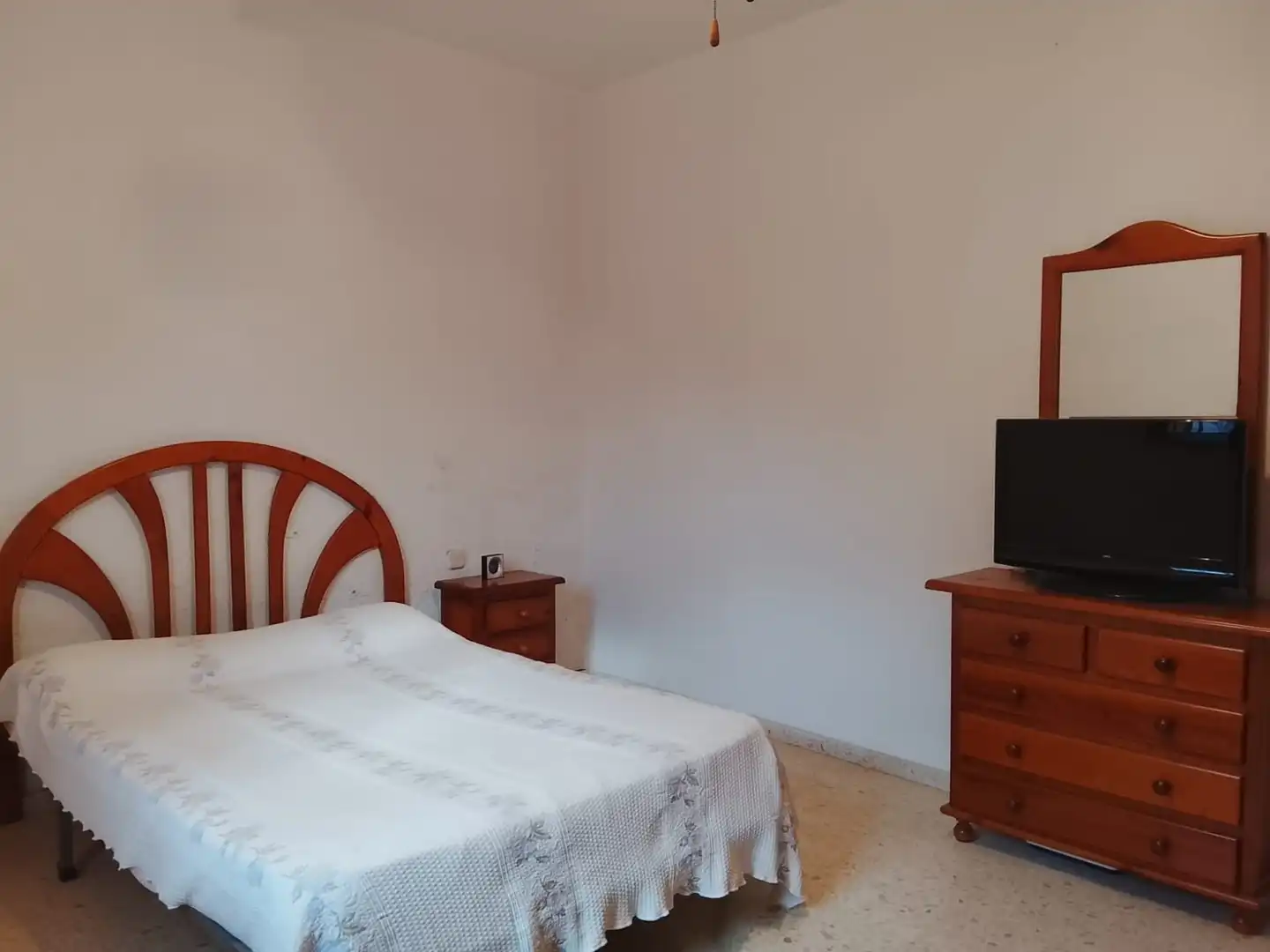 Dormitori de Finca rústica en venda en Córdoba amb Aire condicionat, Calefacció i Jardí privat