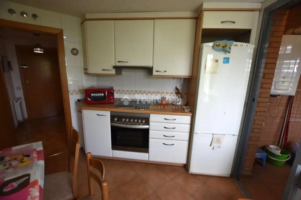 Kitchen of Flat for sale in Getafe  with Air Conditioner, Heating and Parquet flooring