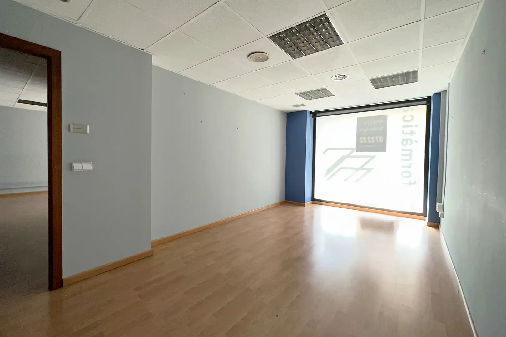 Local comercial en venda a Encamp pueblo, imagen 6