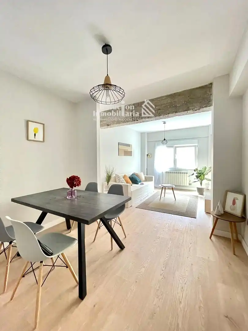 Sala de estar de Apartamento en venta en Salamanca con Calefacción y Trastero