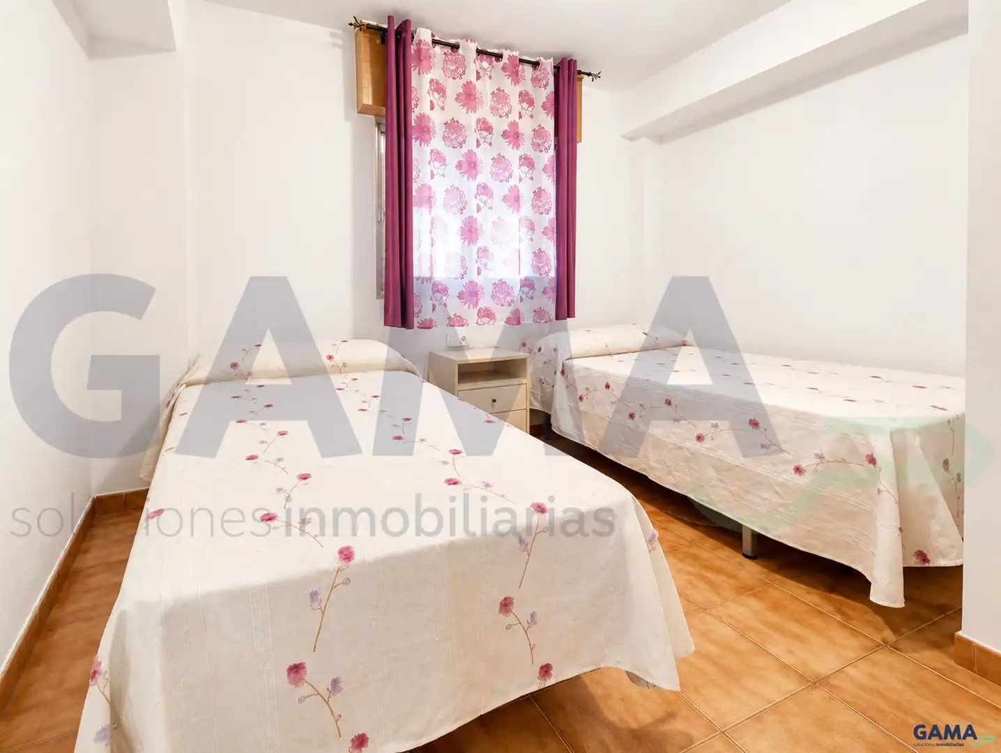 Bedroom of Houses for sale in Alzira  with Air Conditioner and Swimming Pool