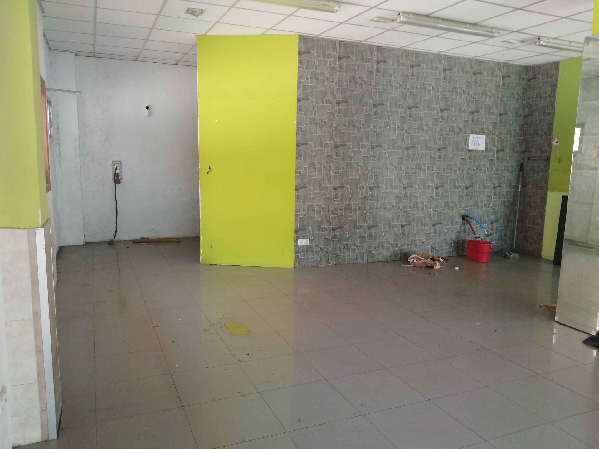 Premises for sale in  Palma de Mallorca  with Air Conditioner and Alarm