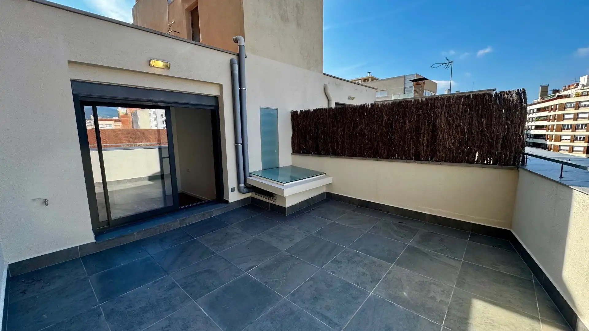 Terrasse von Dachboden zum Verkauf in Centre