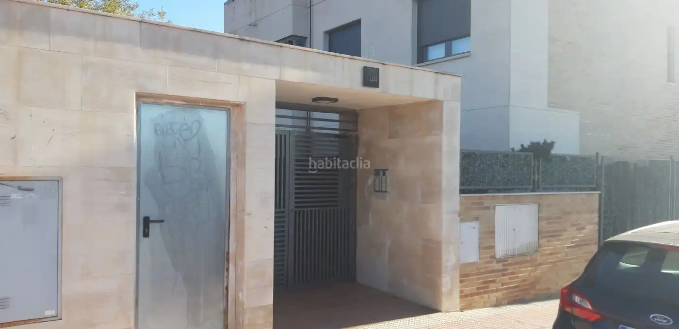 Individual de lloguer a Calle Isla de Lobeira 104