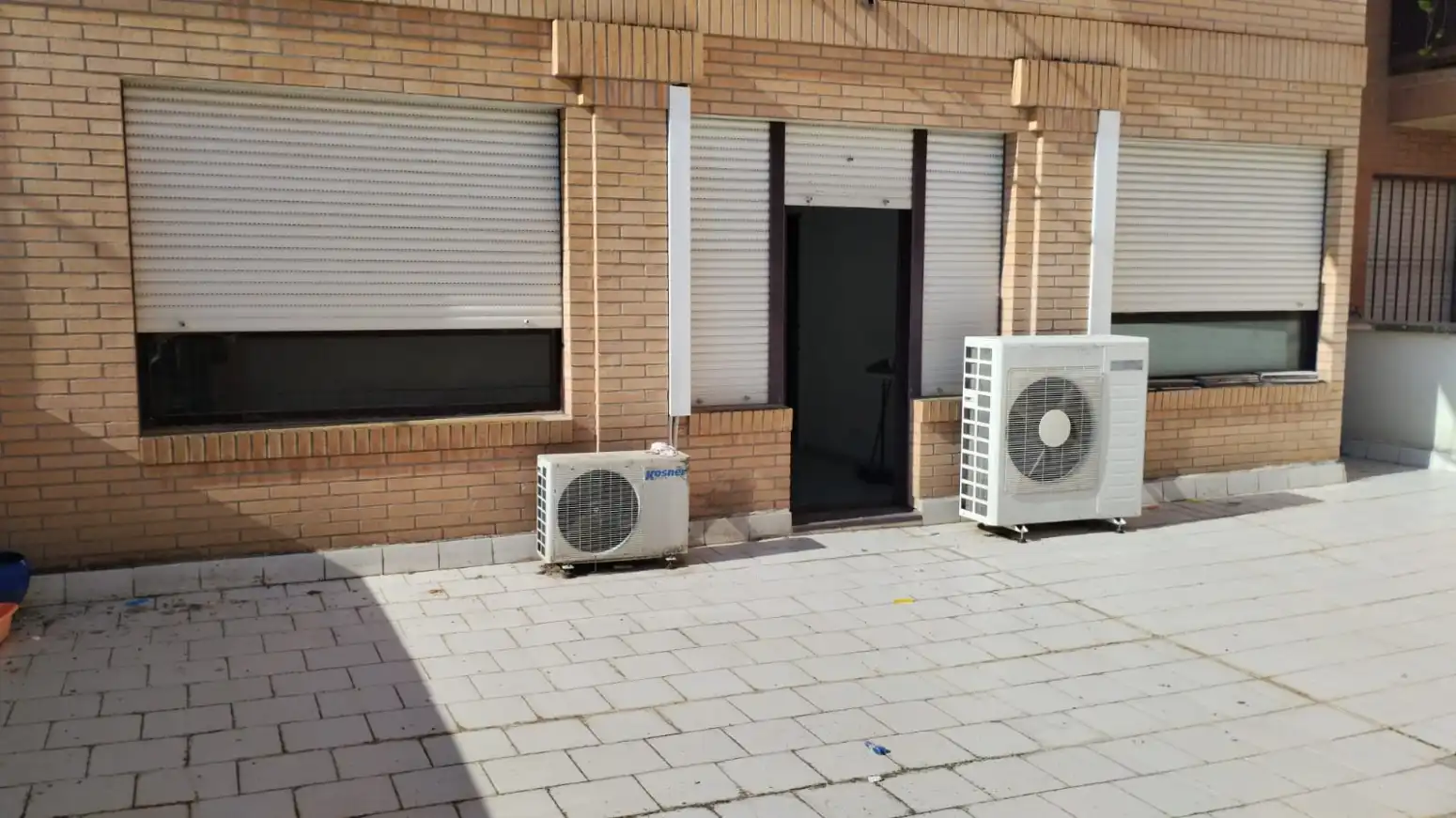 Exterior view of Office for rent in  Logroño  with Heating and Terrace