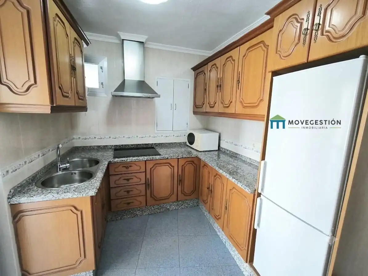 Cuina de Casa o xalet en venda en Ubrique