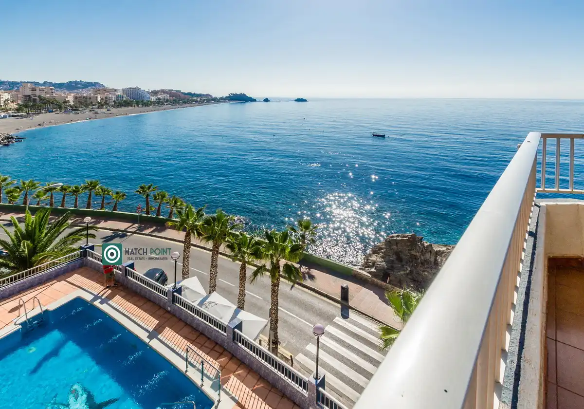 Swimming pool of Flat for rent in Almuñécar  with Furnished