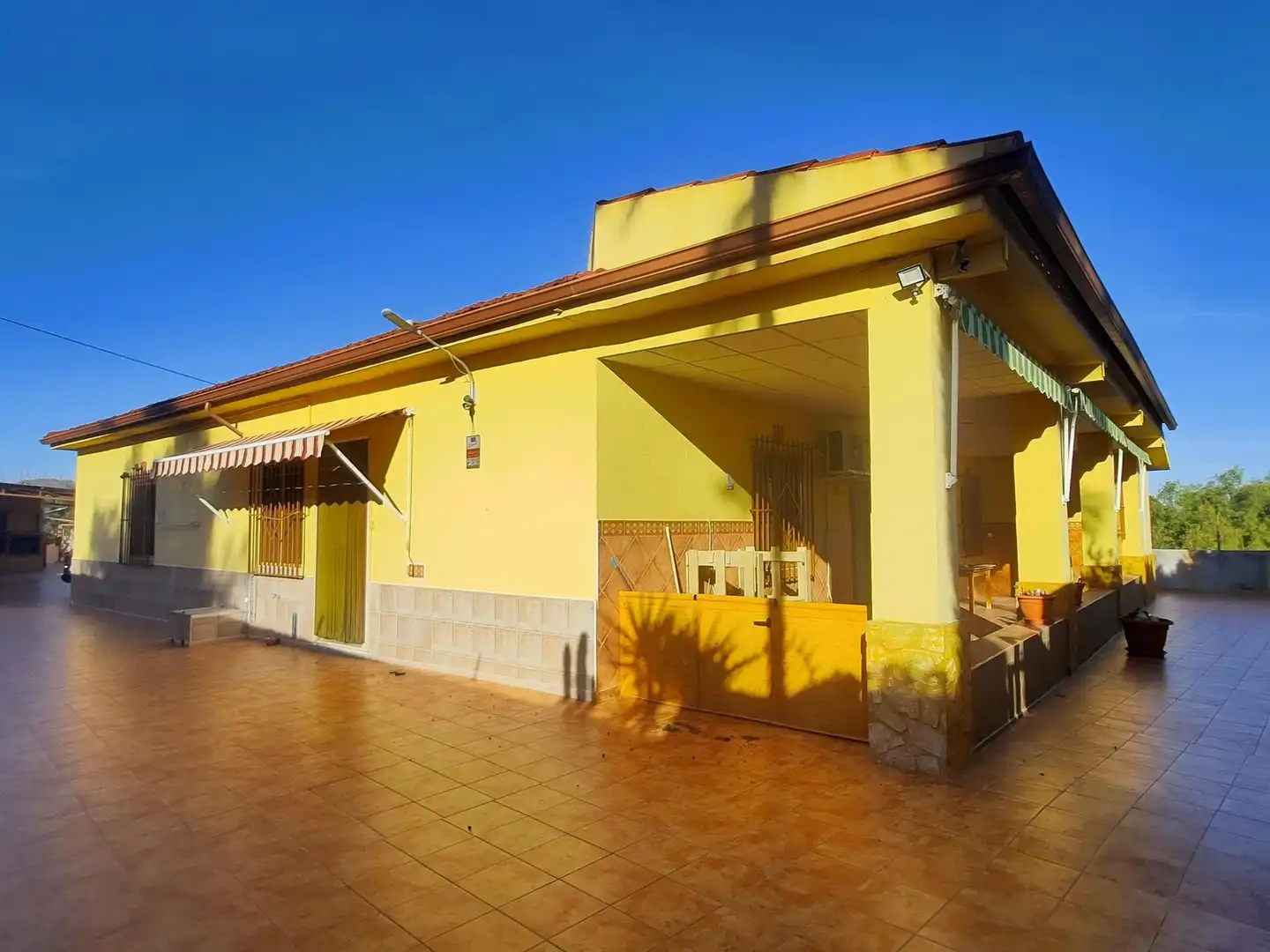 Chalet en venta en Aspe Centro, imagen 2