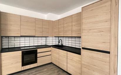 Kitchen of Flat for sale in Reus  with Air Conditioner and Heating