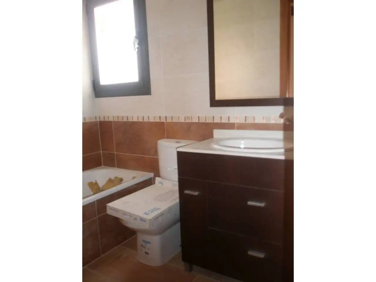 Baño de Casa o chalet en venta en La Roca del Vallès con Aire acondicionado, Calefacción y Jardín privado