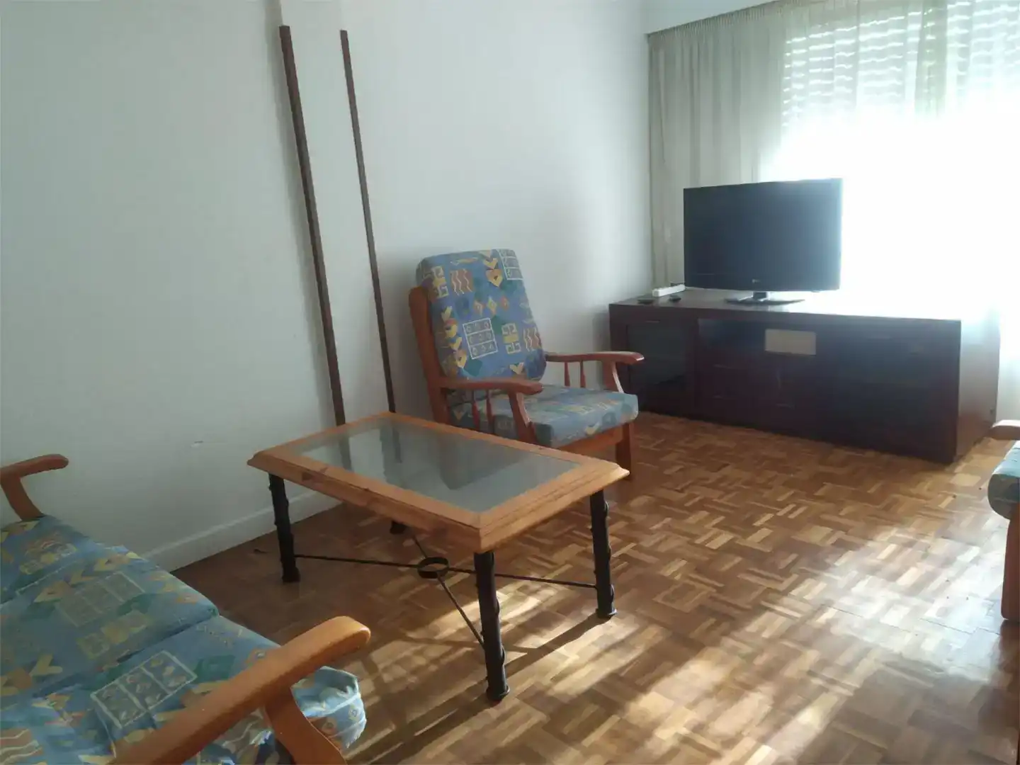 Sala d'estar de Pis en venda en Aretxabaleta amb Balcó