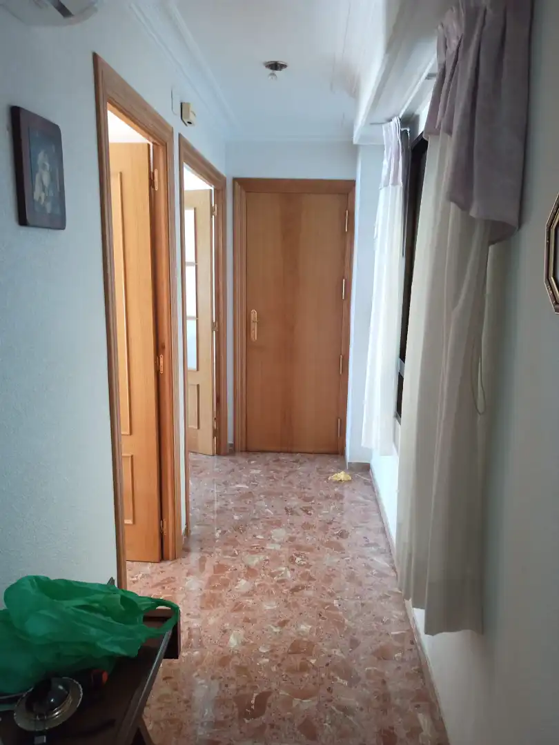 Flat for rent in Elche / Elx  with Air Conditioner and Furnished
