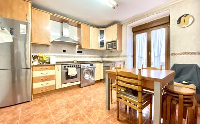 Kitchen of Flat for sale in Basauri   with Terrace and Balcony