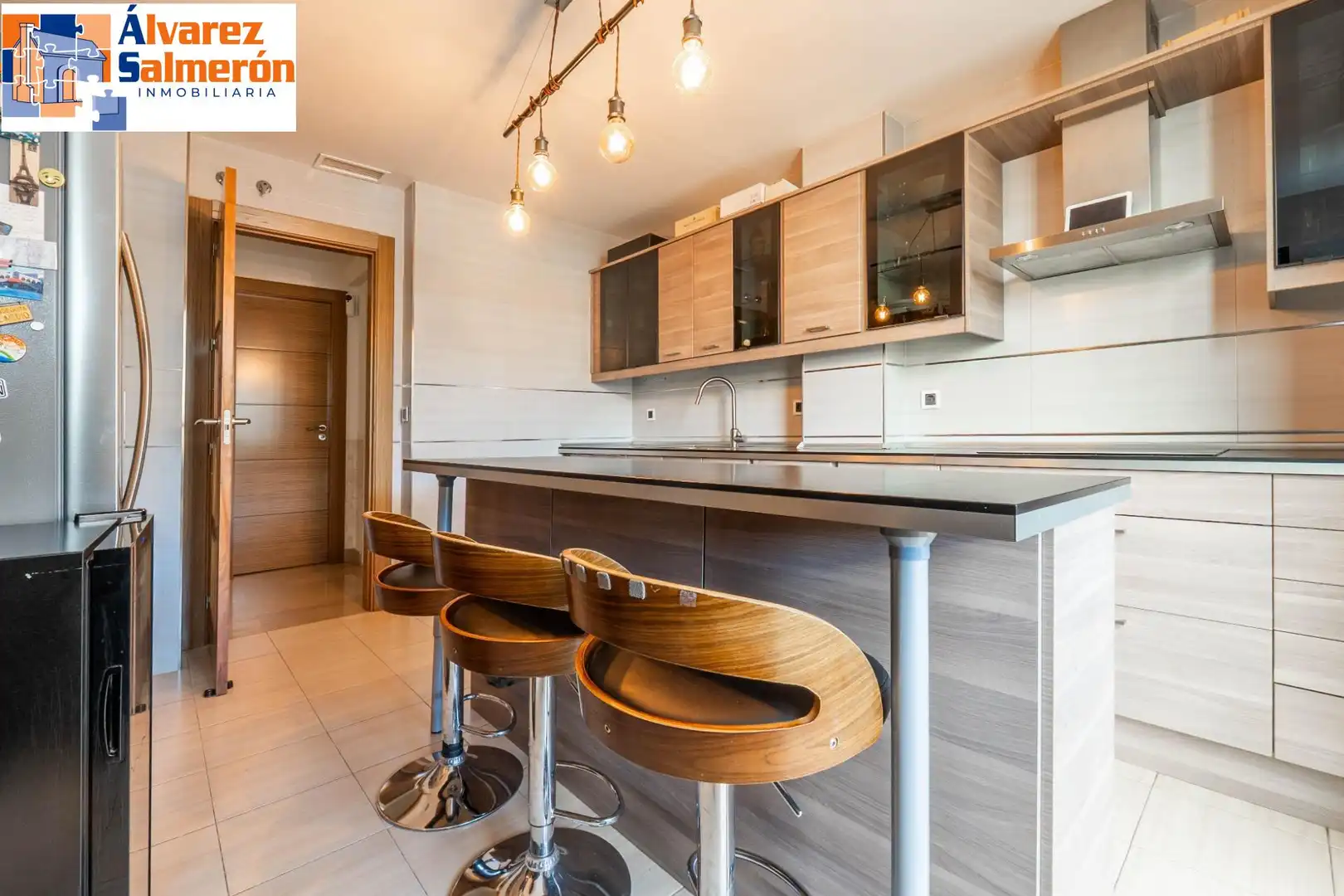 Cocina de Casa adosada en venta en Granada con Aire acondicionado y Terraza