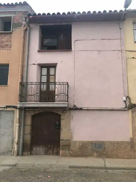 Casa a schiera in vendita a CL JUNEDA, imagen 2