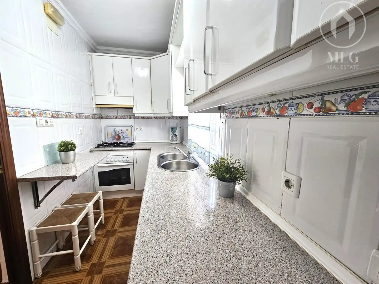 Kitchen of Flat for sale in Mollina  with Furnished