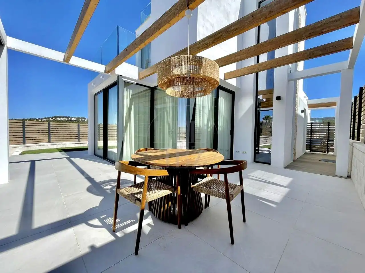 Terrasse von Haus oder Chalet zur Miete in Sant Josep de sa Talaia mit Klimaanlage, Privatgarten und Terrasse