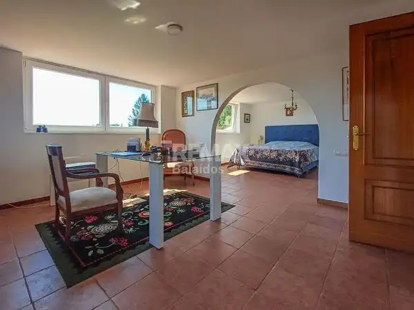 Dormitori de Casa o xalet en venda en O Rosal   amb Calefacció, Jardí privat i Terrassa