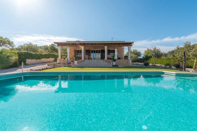 Finca rústica en Alquiler en Sineu