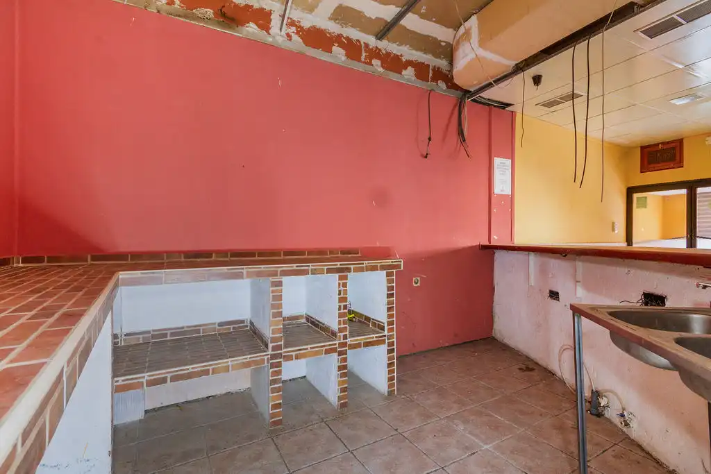 Cocina de Local en venta en Azuqueca de Henares
