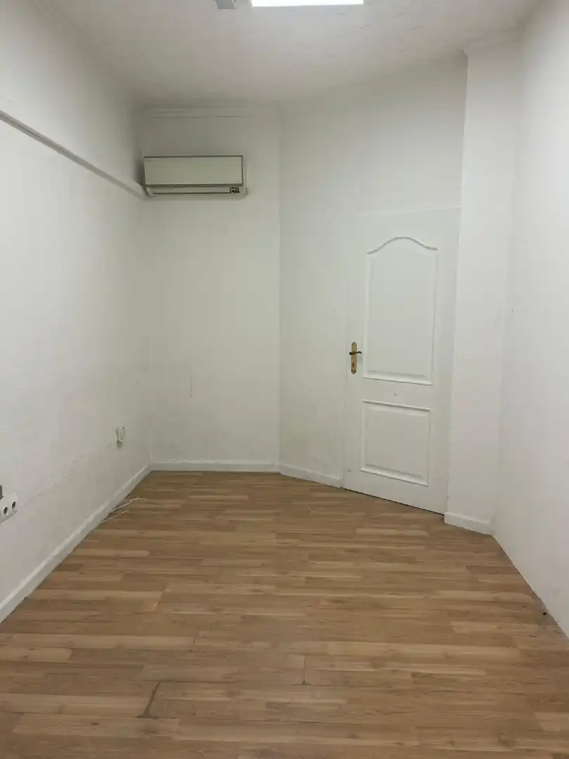 Habitación de Local de alquiler en Sueca con Aire acondicionado