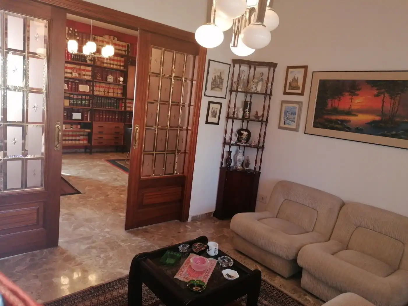 Sala d'estar de Casa o xalet en venda en Ocaña amb Calefacció, Jardí privat i Terrassa