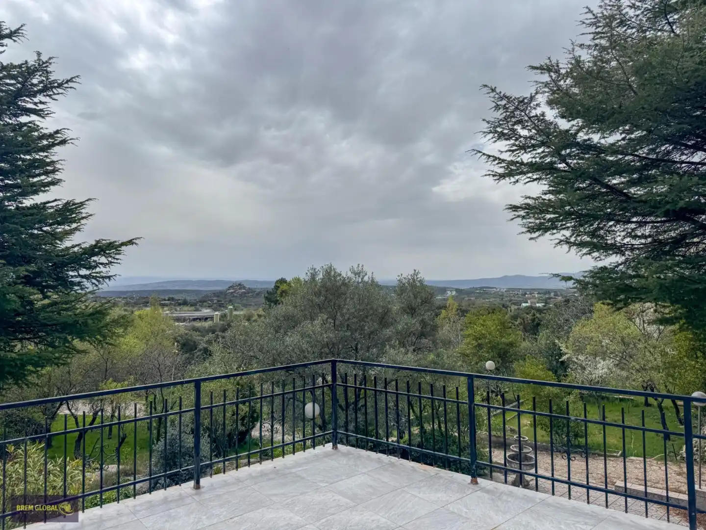 Terraza de Casa o chalet en venta en La Cabrera con Aire acondicionado, Calefacción y Jardín privado
