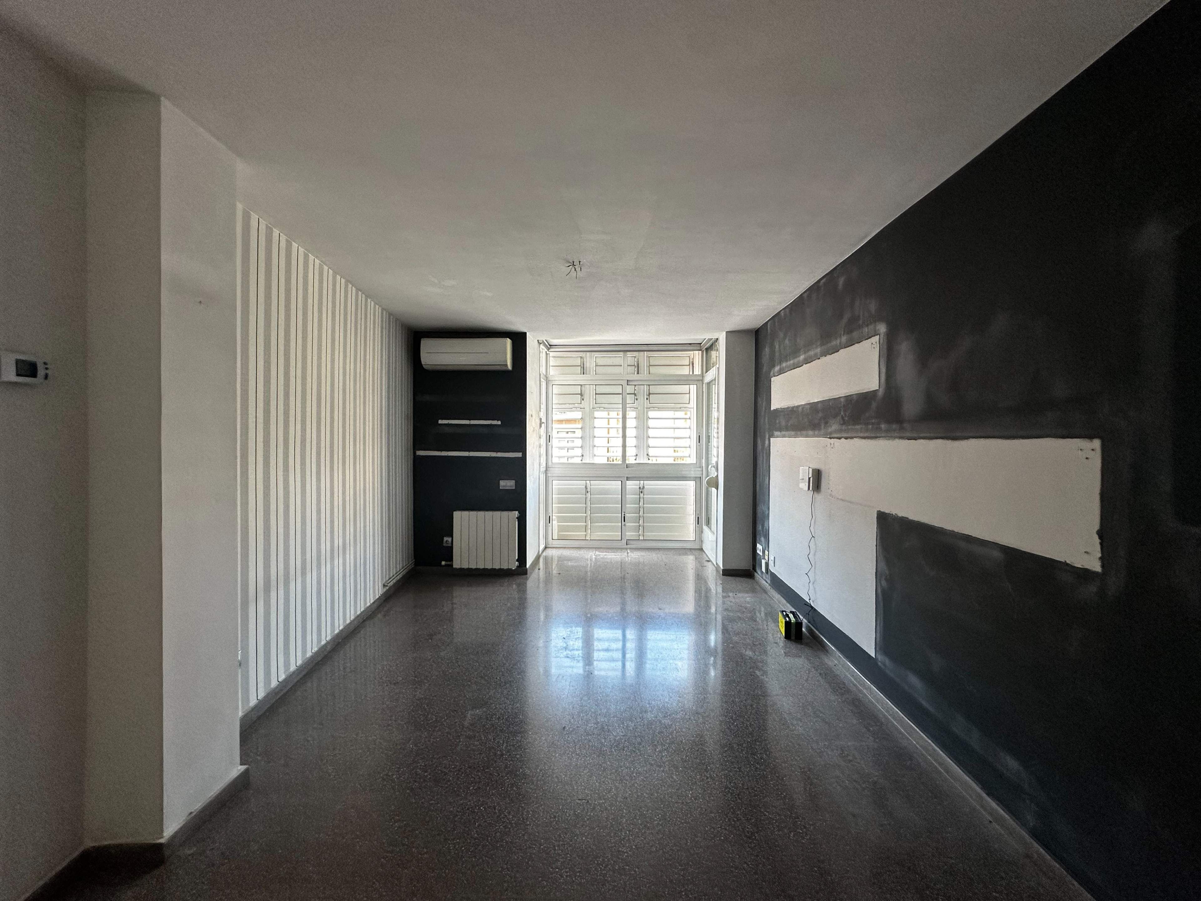 Flat for sale in  FRANCESC MACIA, Nucli Urbà