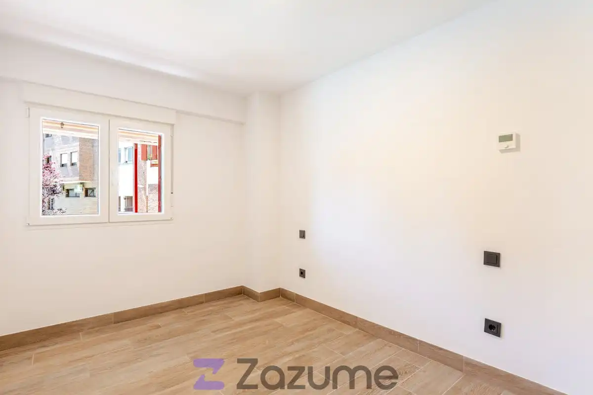 Bedroom of Flat for rent in Las Rozas de Madrid  with Heating, Private garden and Swimming Pool