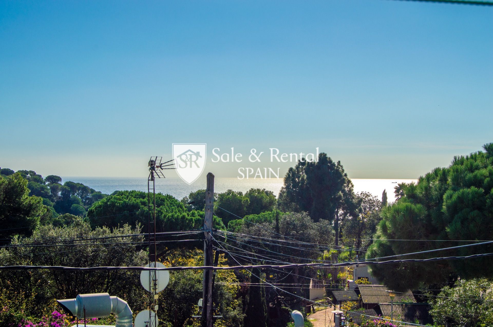 Vista exterior de Casa adosada en venda en Tossa de Mar amb Jardí privat, Terrassa i Traster