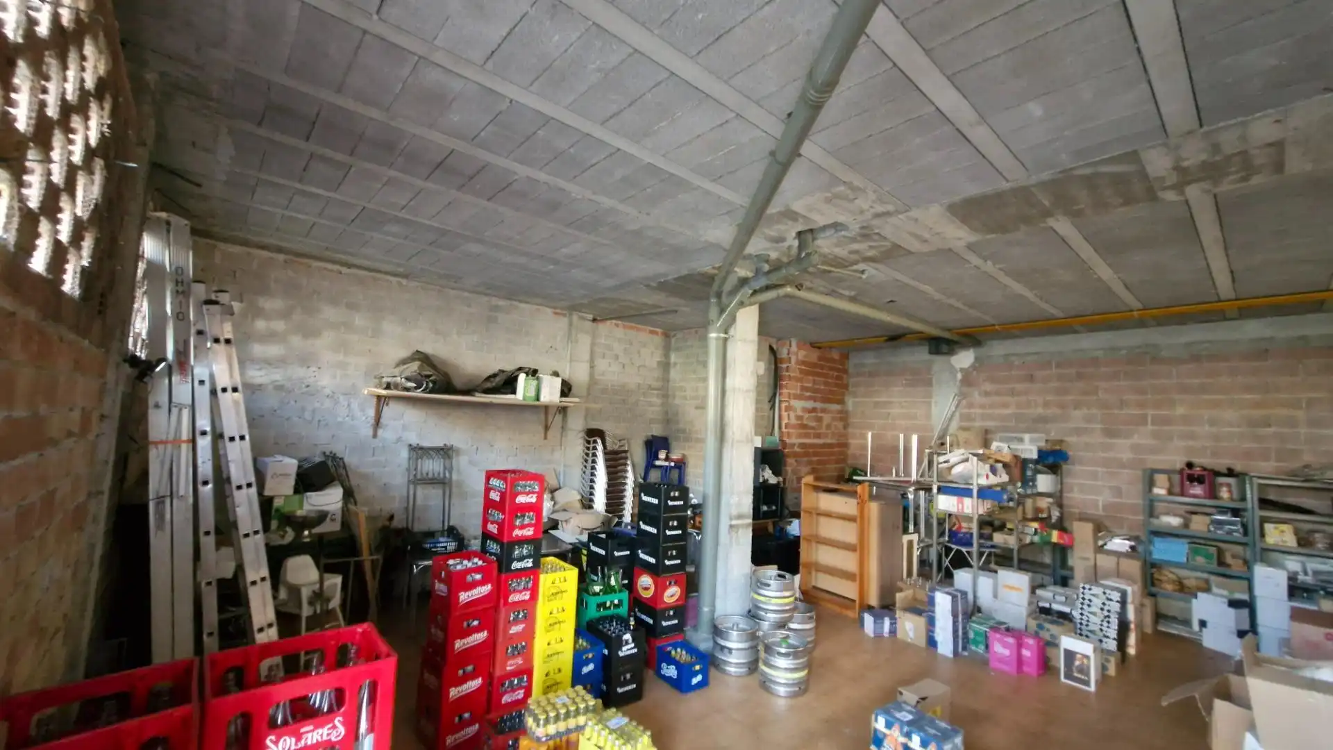 Local en venta en Derio