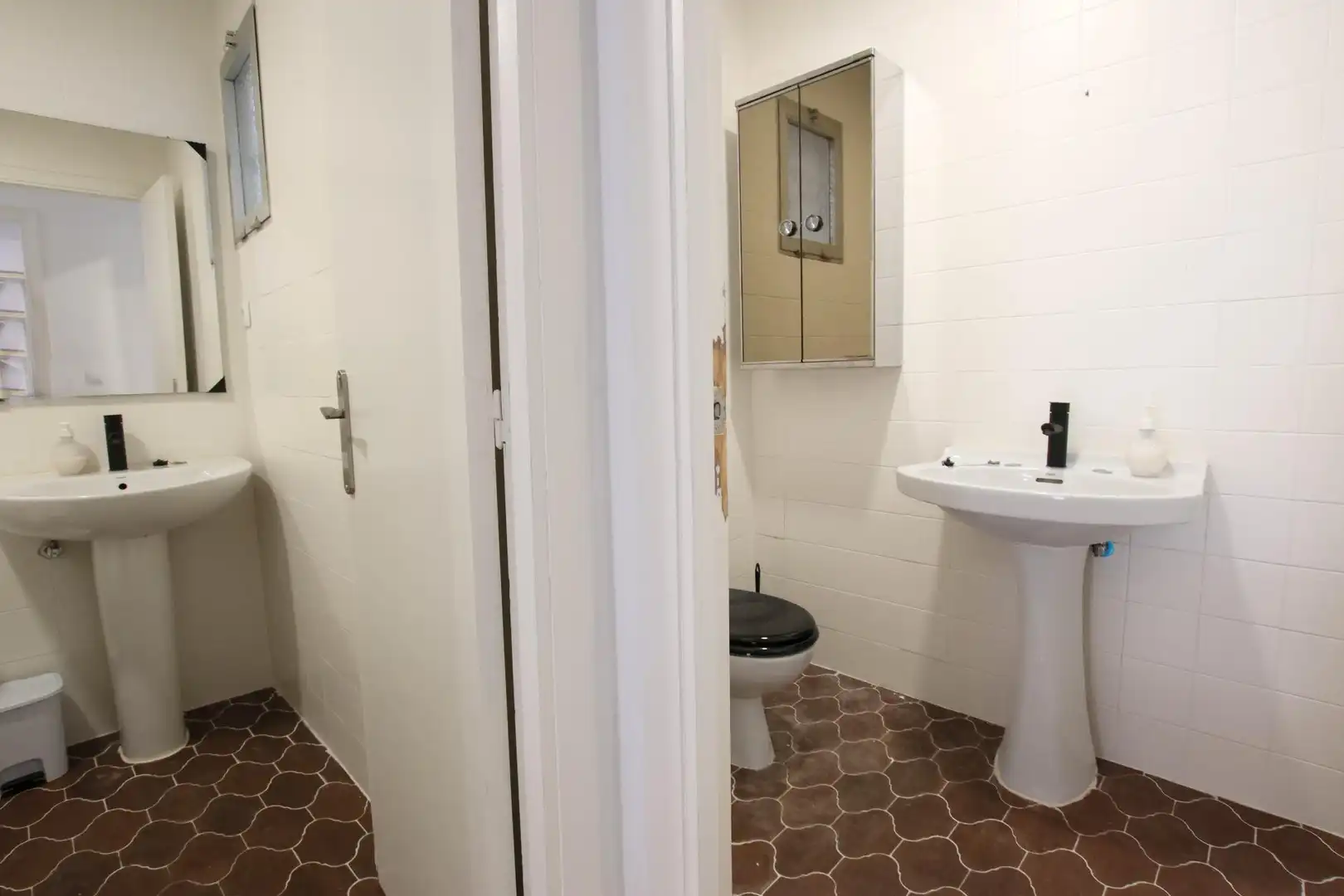 Baño de Piso de alquiler en Badajoz con Terraza y Amueblado